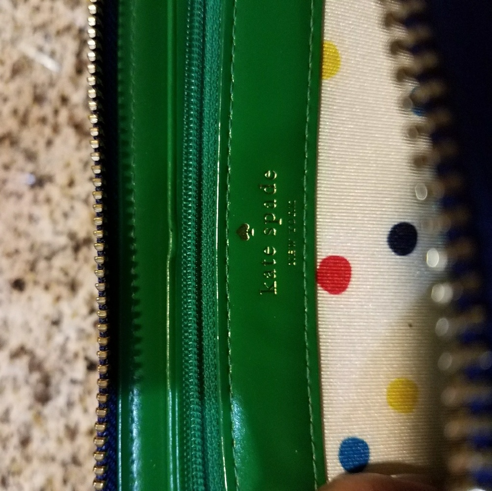Wallet - Picture 2 of 6